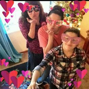 Meet your Posher, Pamela